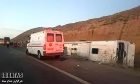 25 زن و مرد در تصادف اتوبوس و نیسان مصدوم شدند / در زنجان رخ داد