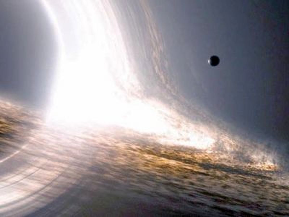 جاسوسی از سیاه‌چاله موقع بلعیدن ستاره نوترونی