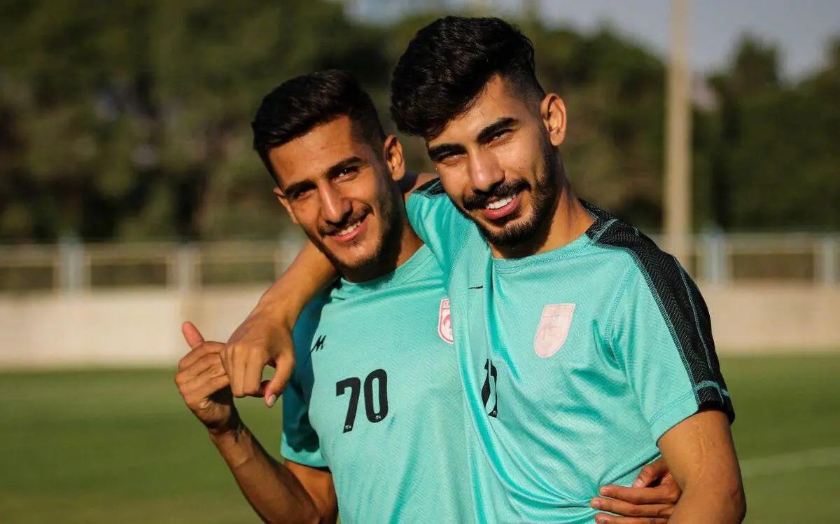 تمرین اختصاصی جوان از اینجا رانده و از آنجا مانده