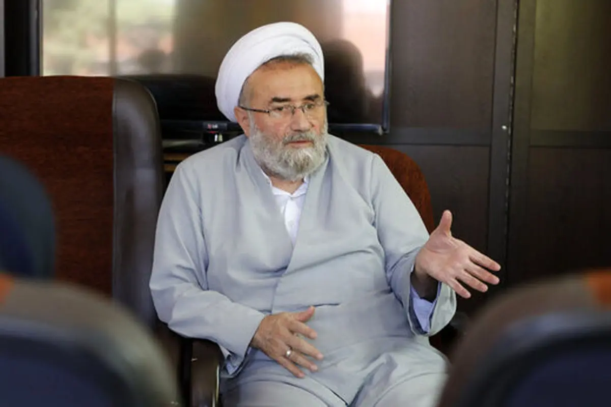 گلایه‌های صریح مسیح مهاجری از آیات یزدی و آملی لاریجانی: وقتی اینگونه لخت و عریان همدیگر را افشا می‌کنید، مردم چه بگویند؟