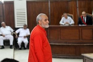 رهبر اخوان‌المسلمین مصر به حبس ابد محکوم شد