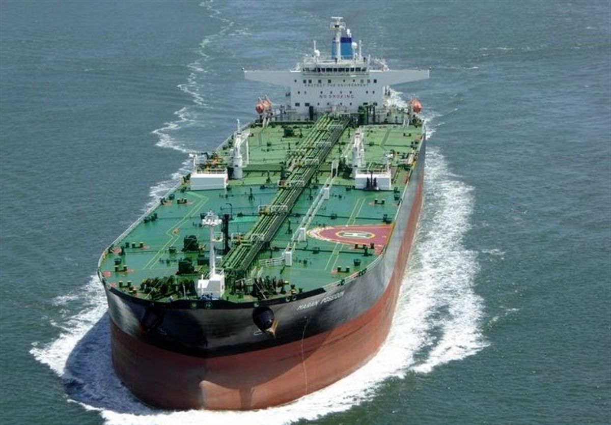 بلومبرگ: آمریکا در صفر کردن صادرات نفت ایران شکست خورد/ فروش نفت در برخی روزها تا ۱میلیون بشکه