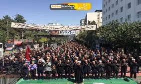 برگزاری نماز ظهر عاشورا در محورهای منتهی به حرم مطهر