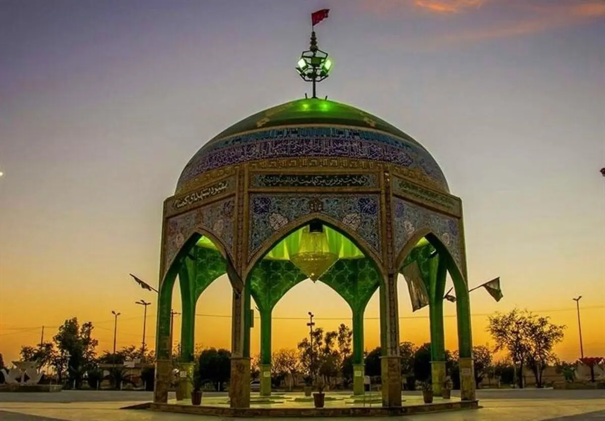 نمایشگاه زهرائیان تیپ ۷۲ نیروی زمینی ارتش در یادمان شهدای گمنام اندیمشک‌ راه‌اندازی شد