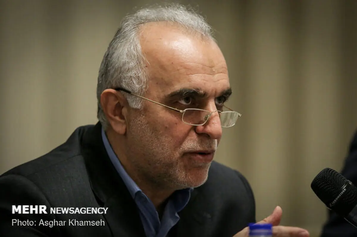 وزیر اقتصاد: افزایش ۳۵درصدی درآمدهای مالیاتی دولت/ازهمه اقشارمالیات اخذ می‌شود