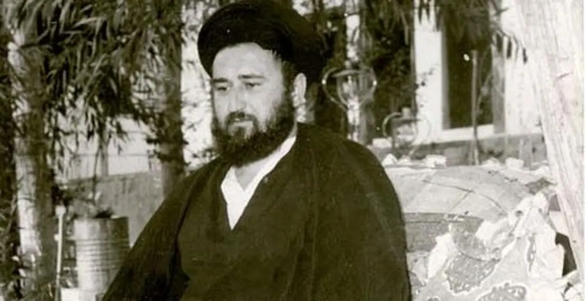 روایت همسر و برادر حاج آقا مصطفی خمینی در مورد درگذشت ایشان / «دیدم دست‌های آقا مصطفی بنفش است و لکه‌های بنفش روی سینه‌‌اش وجود دارد»