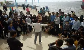 نمایش‌های خودجوش خیابانی همراه با راهیان نور