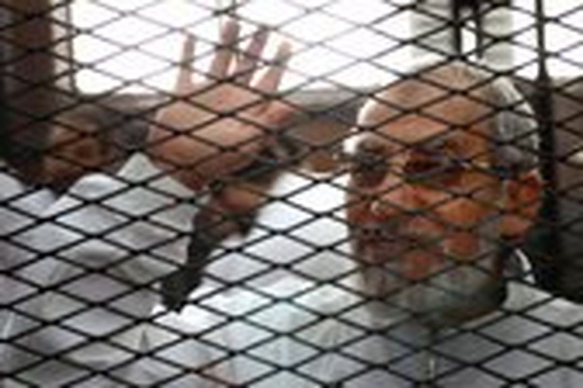 مجازات حبس ابد برای رهبر و ۱۰ عضو اخوانی مصر در پرونده "جاسوسی برای حماس"