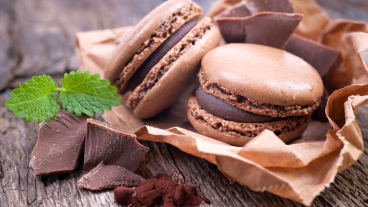 دریافت ساعتی 17 دلار برای خوردن شیرینیهای یک شرکت شیرینیپزی!