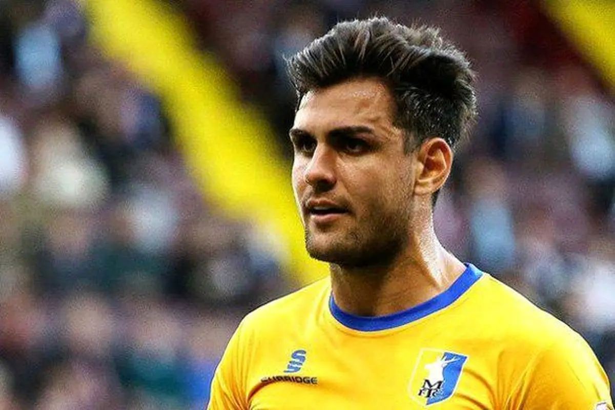 مدافع دورگه ایرانی- ایرلندی مد نظر تراکتور