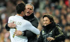 مورینیو: رونالدو 50 سالگی هم گلزنی می کند