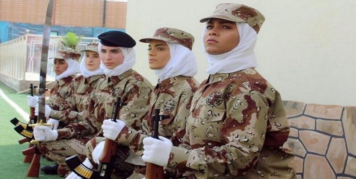 رژه نظامی زنان در عربستان برای اولین بار +عکس