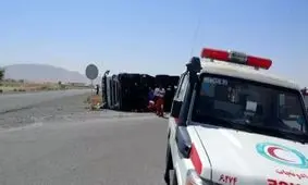واژگونی کامیون حمل سوخت ۲ مصدوم برجای گذاشت