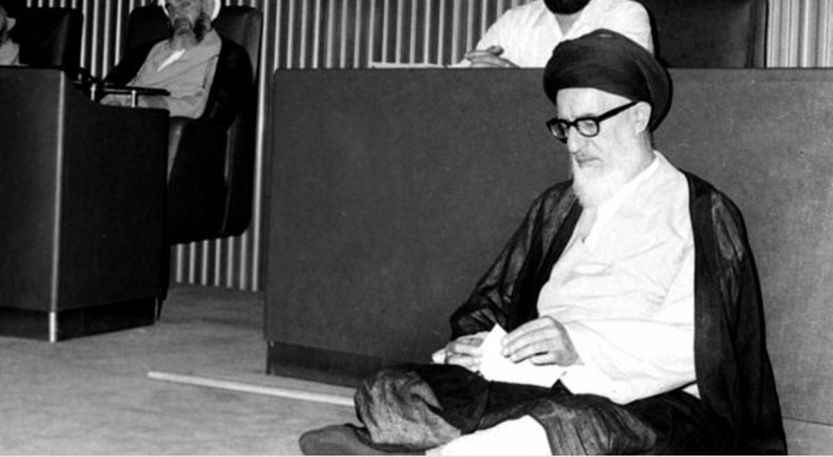 در نخستین جلسه مجلس خبرگان قانون اساسی بعد از رحلت آیتالله طالقانی چه گذشت؟