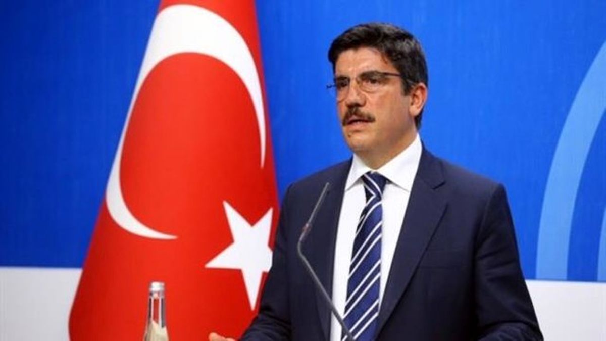 حزب‌ حاکم ترکیه: سفر وزیر سعودی به قبرس یونانی‌نشین چالشی برای کشور است
