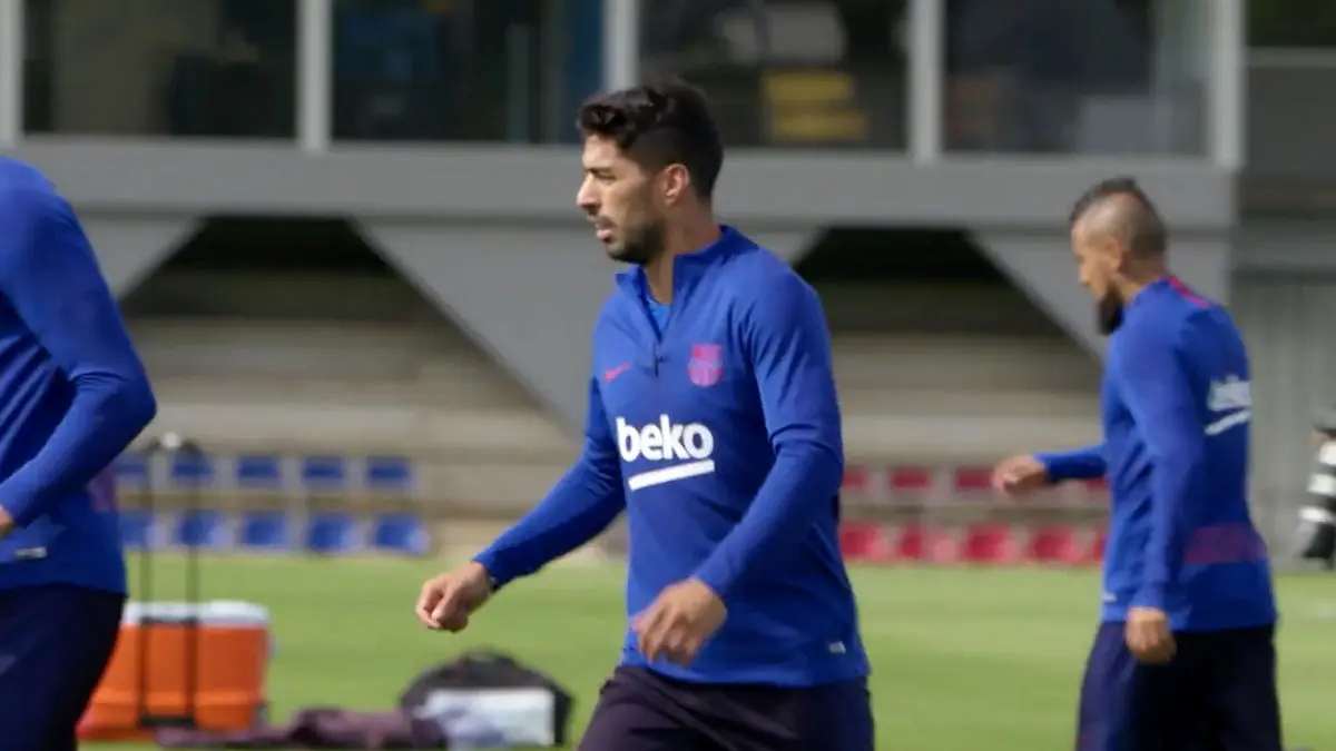 بازگشت سوارز، غیبت 6 هفته‌ای اومتیتی