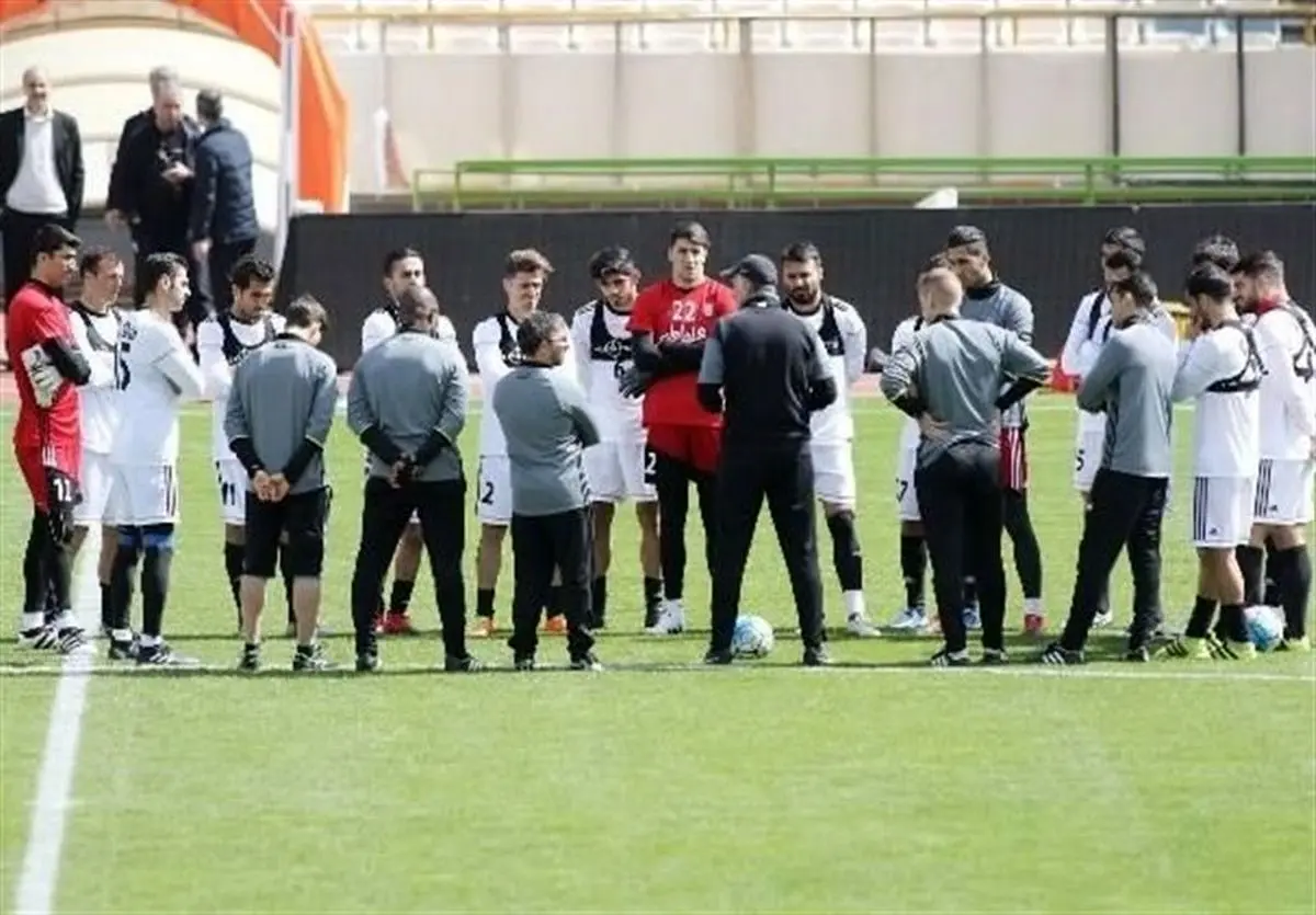 تیم ملی راهی قطر شد/ عزت‌اللهی به قطر رسید