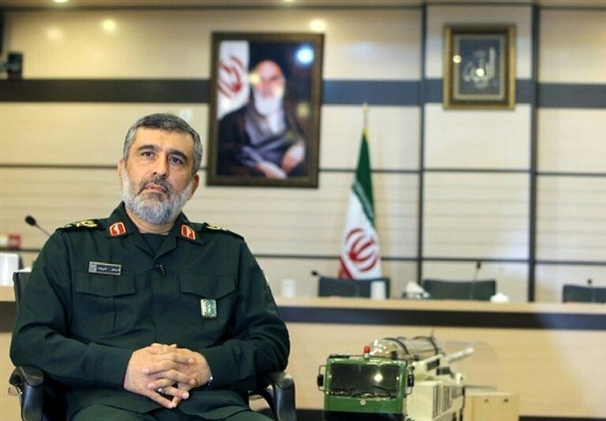 پهپاد آمریکایی را یک افسر جزء ساقط کرد/ اگر آمریکا در واکنش حتی یک زمین خالی ما را هم میزد، پاسخ میدادیم و اگر مجددا جواب میدادند، جنگ شروع می شد