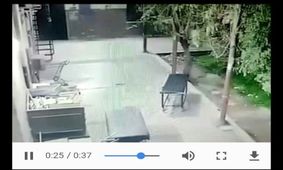 برانکاردی که توسط پرستاران نامرئی حرکت می‌کند+ فیلم