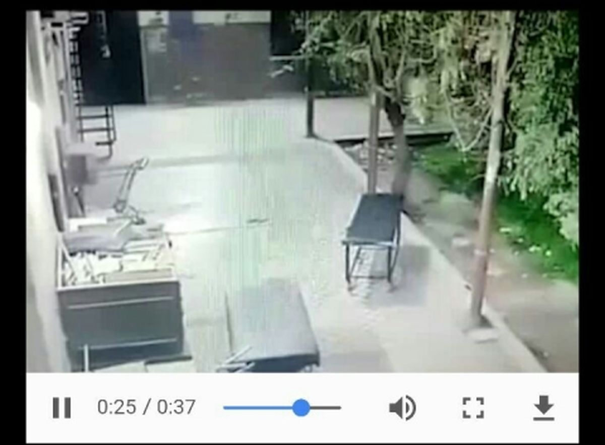 برانکاردی که توسط پرستاران نامرئی حرکت می‌کند+ فیلم