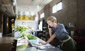 جالب‌ترین، منحصربه فرد‌ترین و عجیب‌ترین مشاغل دنیا