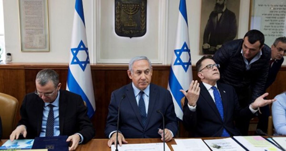 هاآرتص: نتانیاهو در لحظات آخر از حمله به غزه منصرف شد