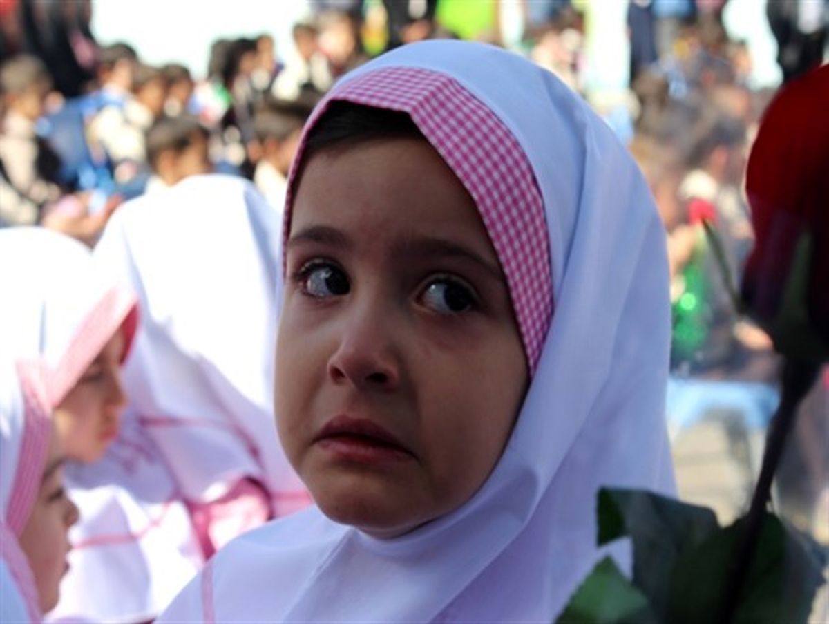 بچهها و استرس جداشدن از والدین در روز اول مدرسه