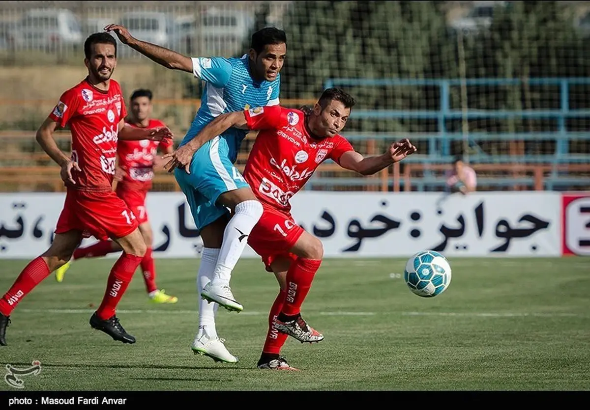 دیدار پیکان - تراکتورسازی لغو شد/ شاگردان قلعه‌نویی در تبریز می‌مانند