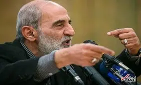 حسین شریعتمداری: رئیس قوه قضائیه "آیت الله سیدابراهیم ذوالقرنین" است و ذوالقرنین هم همان کوروش است