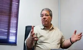 احمدی‌نژاد معتاد به دیده شدن است / مايكل جكسون در رده بندی مطالبات مردمی نیست/ عجيب بودن فرد را مشهور می سازد، اما محبوب نه!