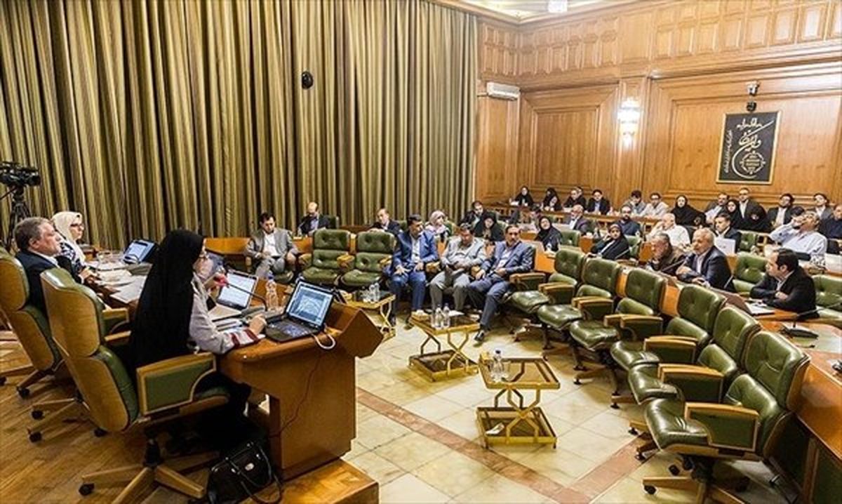 واکنش اعضای شورای شهر تهران به گزارش درآمد و هزینههای شهرداری