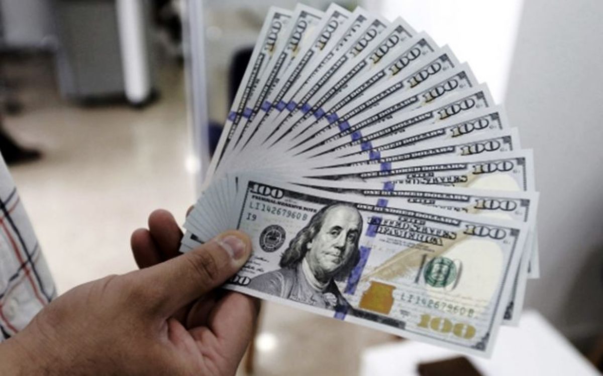 نرخ ارز در بازار امروز یکشنبه ۱۰ شهریور ۹۸ / قیمت دلار در بازار آزاد ۱۱ هزار و ۵۳۰ تومان
