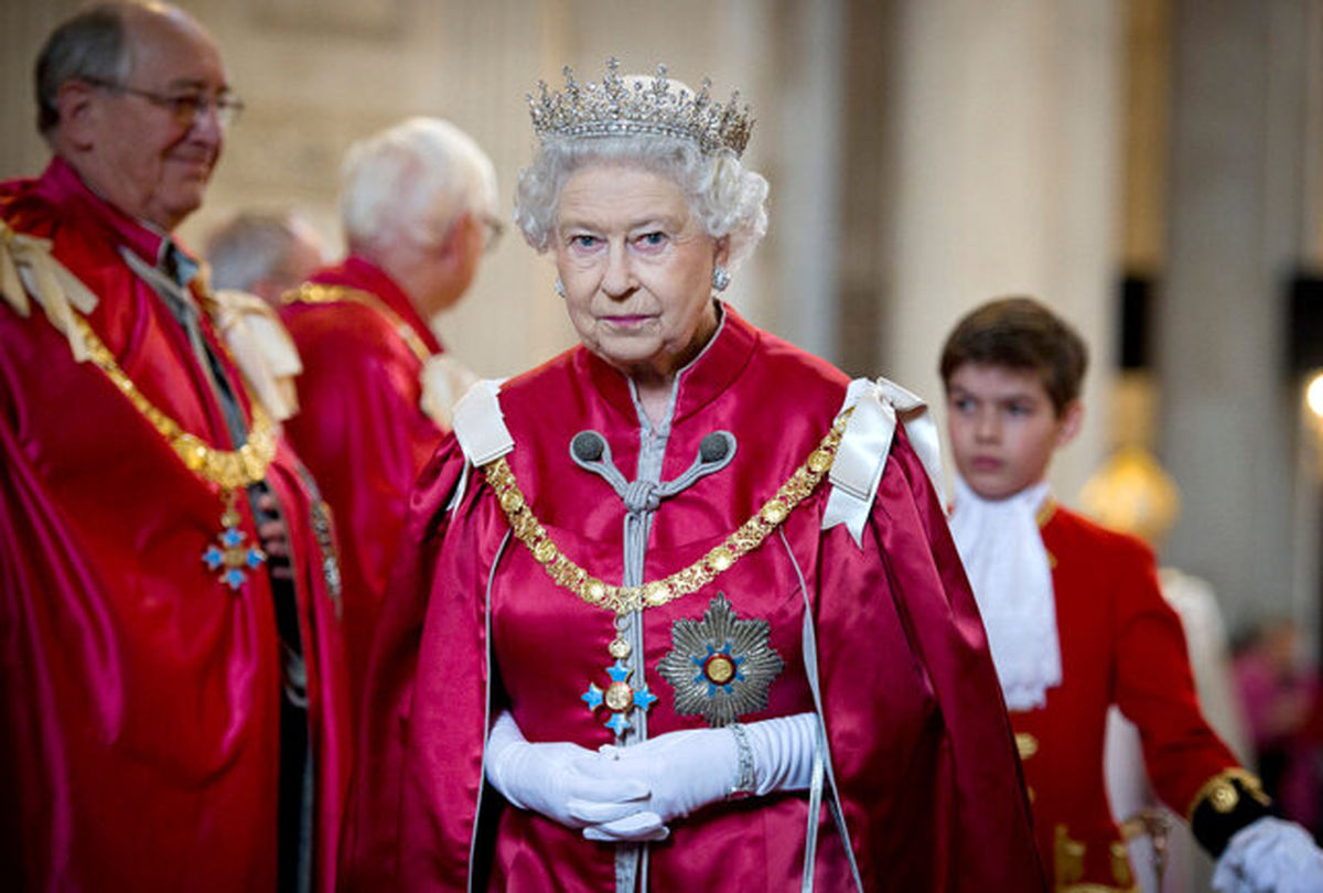 بریتانیا دیگر نمی‌تواند ضعف ملکه را به دوش بکشد