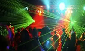 دستگیری بیش از 30 پسر و دختر در وضعیتی نامناسب در میهمانی مختلط در قشم