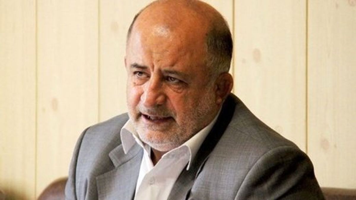 نماینده جنجالی مجلس: نباید کیفکش دولت باشیم /خیلیها در مجلس خواهان محو شدن خانه کارگر هستند