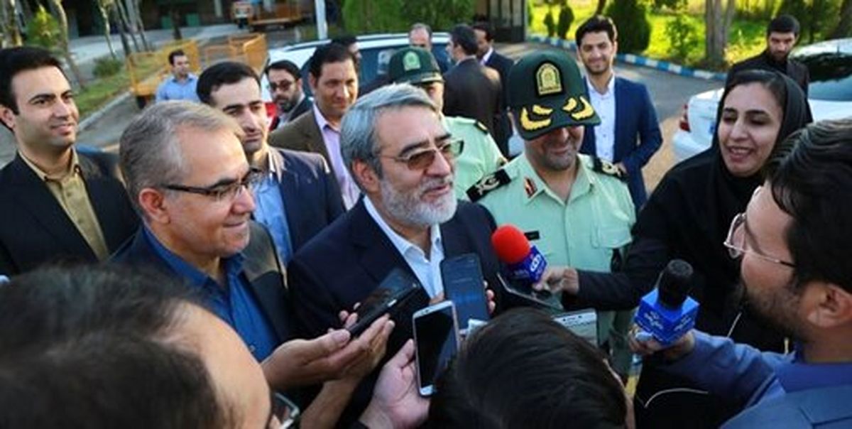 وزیر کشور: احراز هویتها در انتخابات مجلس صددرصد الکترونیکی برگزار خواهد شد / با دستگاه های امنیتی هماهنگ هستیم