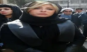 فیلم / حمله نیوشا ضیغمی به مسعود فراستی با چشم گریان