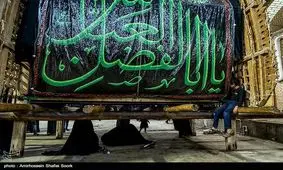 روایتی دیگر از عزاداری در حسینیه ایران؛ حضور گردشگران خارجی در عزاداری‌های یزد