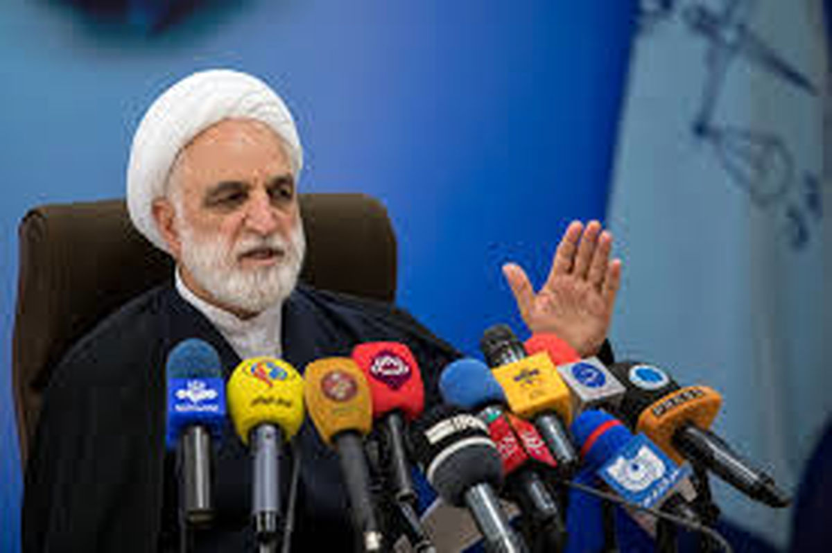 اژه‌ای: مدیران جهادی و انقلابی با قوانین موجود کار را به بهترین نحو پیش می‌برند