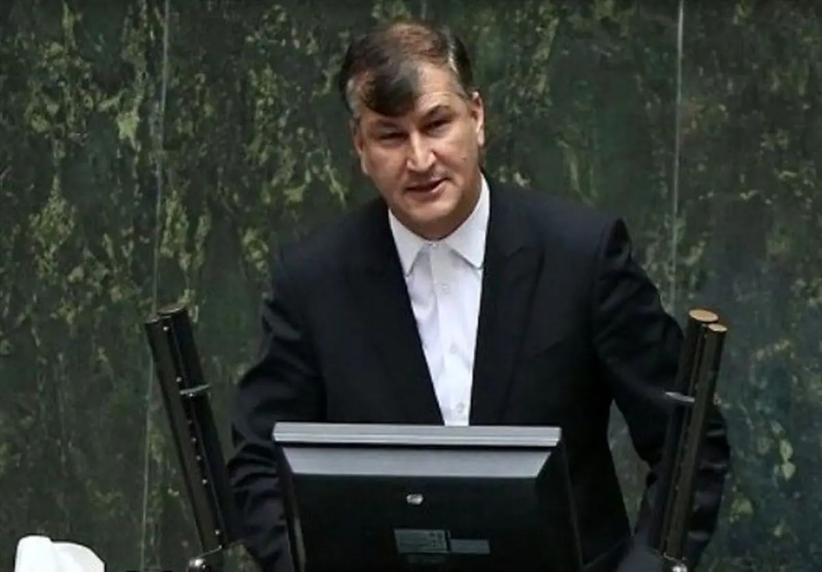 علوی برای پاسخگویی به سوال نمایندگان در کمیسیون امنیت حضور یافت/ ۲ نفر از نمایندگان قانع نشدند