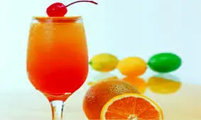 سارقانی که با آبمیوه مسموم در غرب تهران سرقت می‌کردند، دستگیر شدند