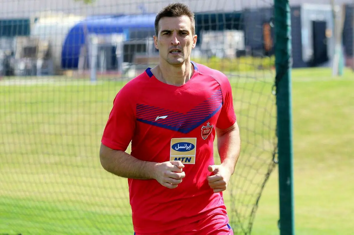 سوپر ماریو مهارت جدیدش را برای پرسپولیس روکرد!