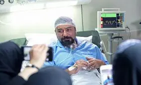 امیرحسین صدیق روی تخت بیمارستان