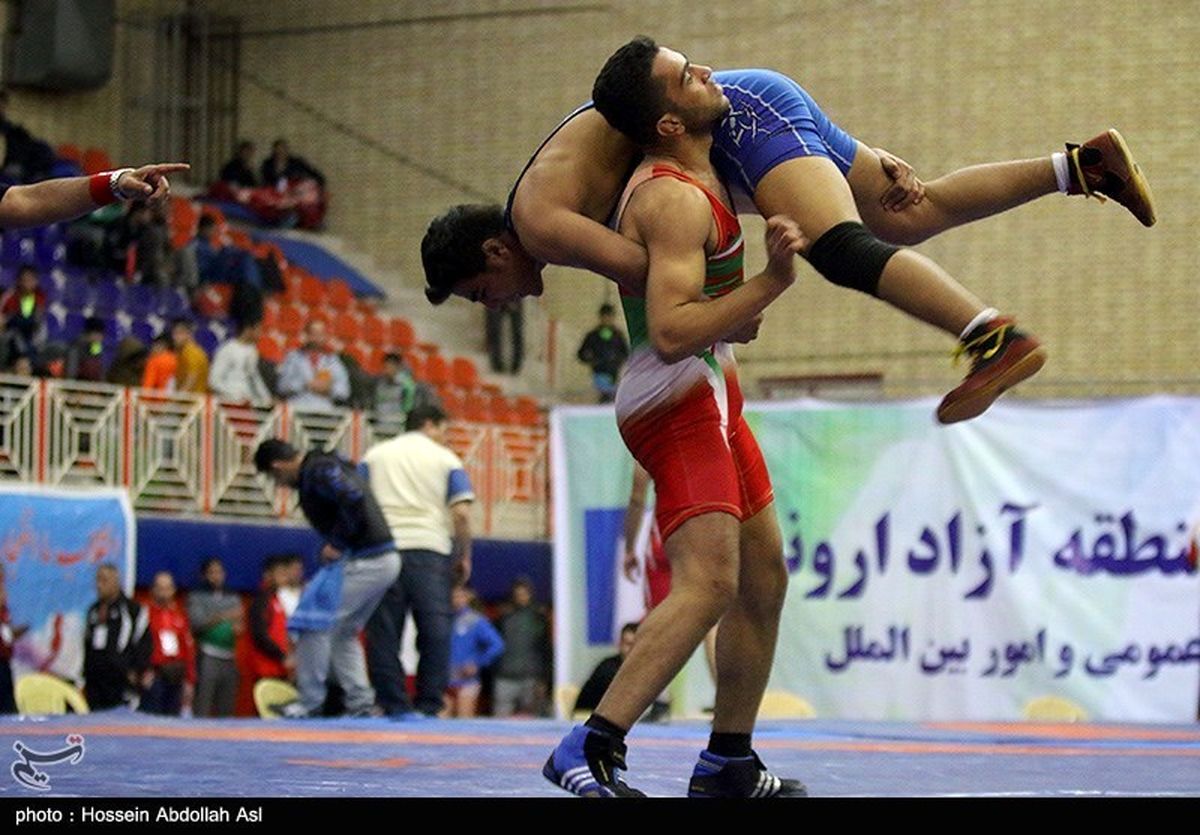 تیم‌های ایران و روسیه مقابل هم قرار گرفتند