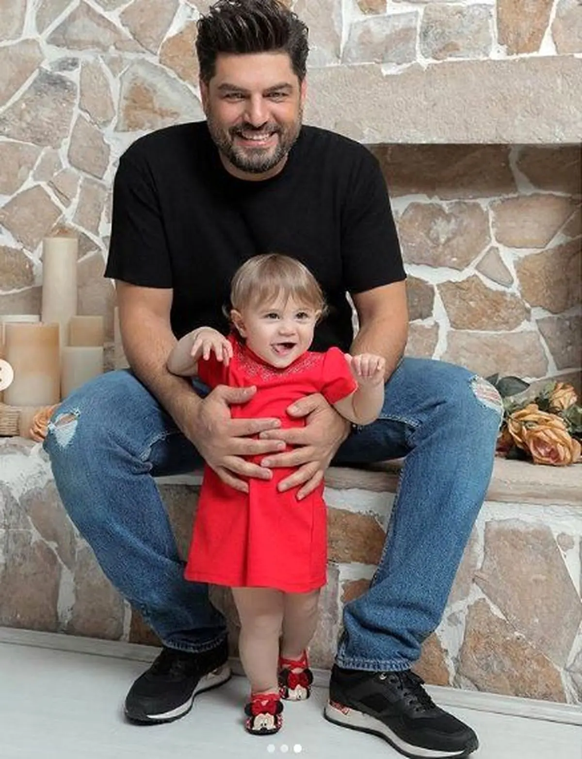 فیلم| تبریک سام درخشانی و دخترش به علی ضیا به مناسبت سالروز تولدش