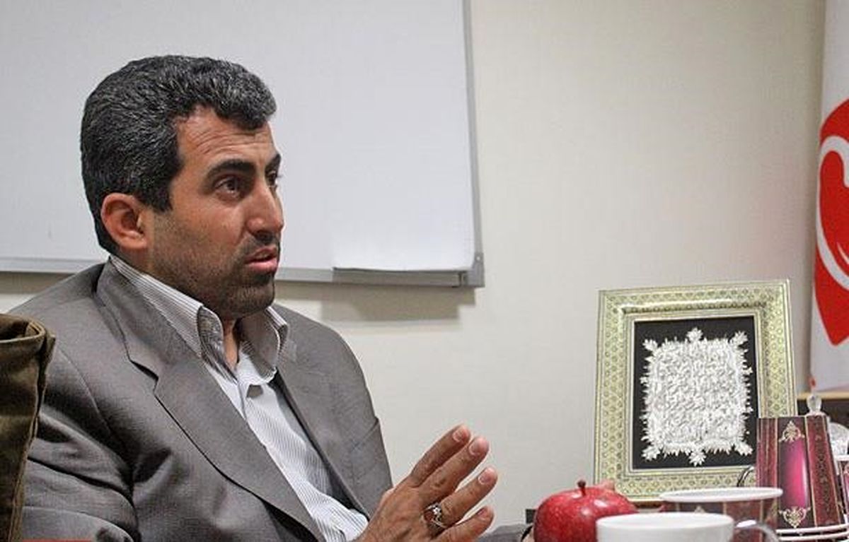 عضو کمیسیون اقتصادی مجلس: ایجاد پیامرسانهای مالی جدید، گام ایران برای رهایی از سیطره دلار