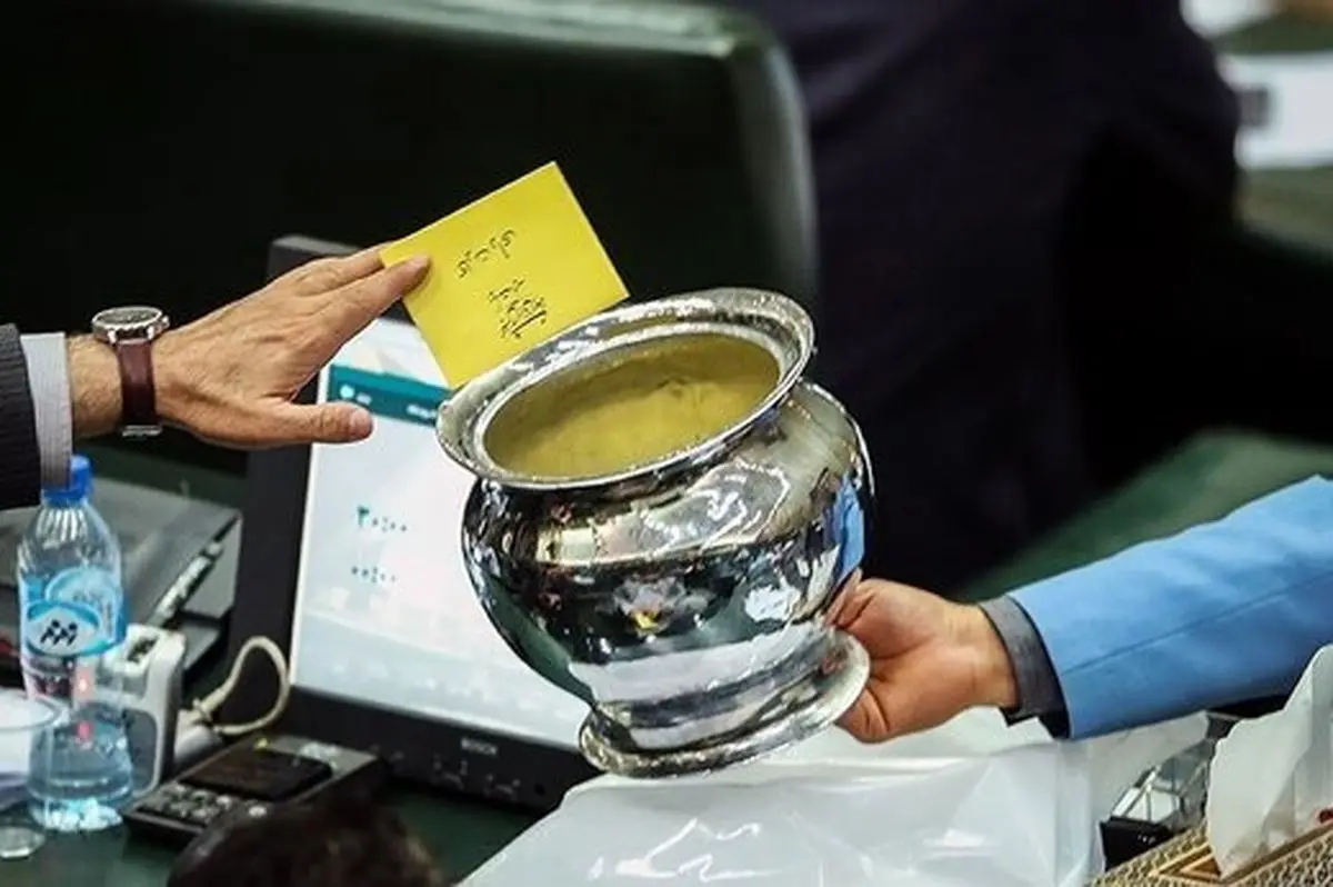 شفافیت آراء ؛ ابزاری برای فشار بر نمایندگان یا مطالبه‌ای مردمی؟