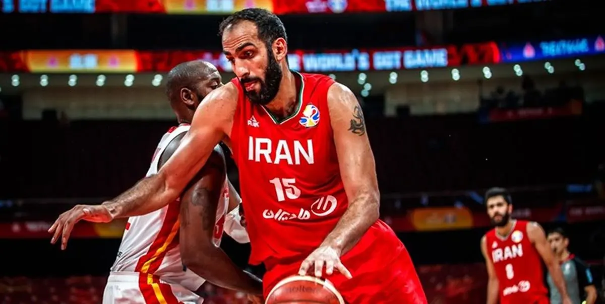 حضور حامد حدادی در تمرینات نفت آبادان