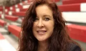 پدر من هم به عنوان یک مرد آمریکایی فکر می‌کرد وزنه‌برداری مناسب دخترش نیست / وزنه‌برداری منافاتی با مادر شدن ندارد