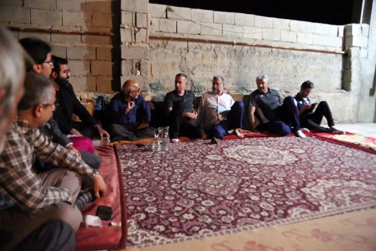 کمالوند و پارسی‌ها در منزل هوادار متوفی پارس